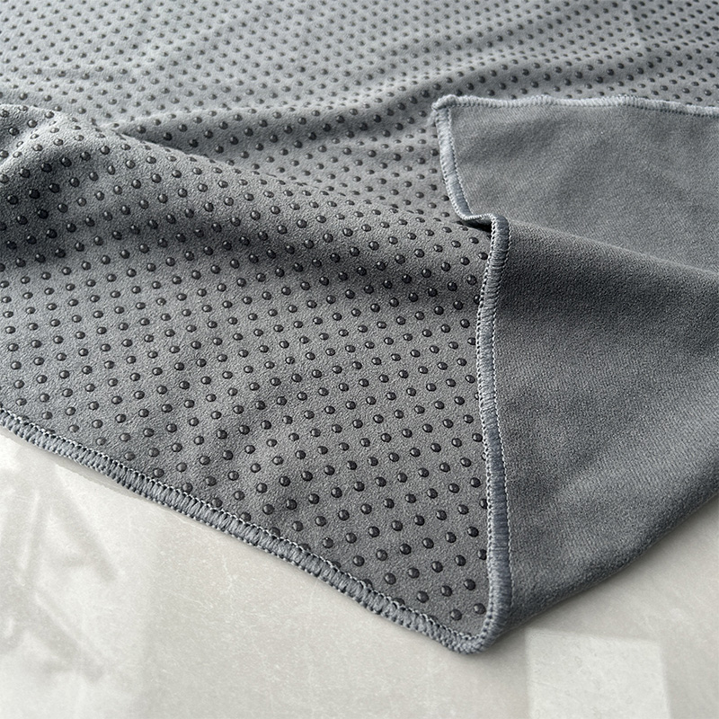 YJ-101 Yoga Towel (Silicone Nubs)
