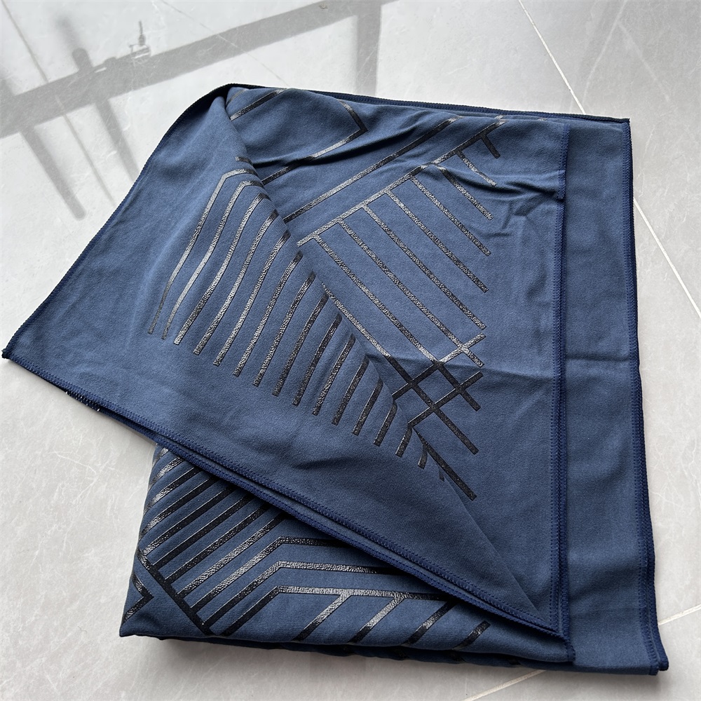 YJ-103 Yoga Towel (Double Sided Silicone Texture)