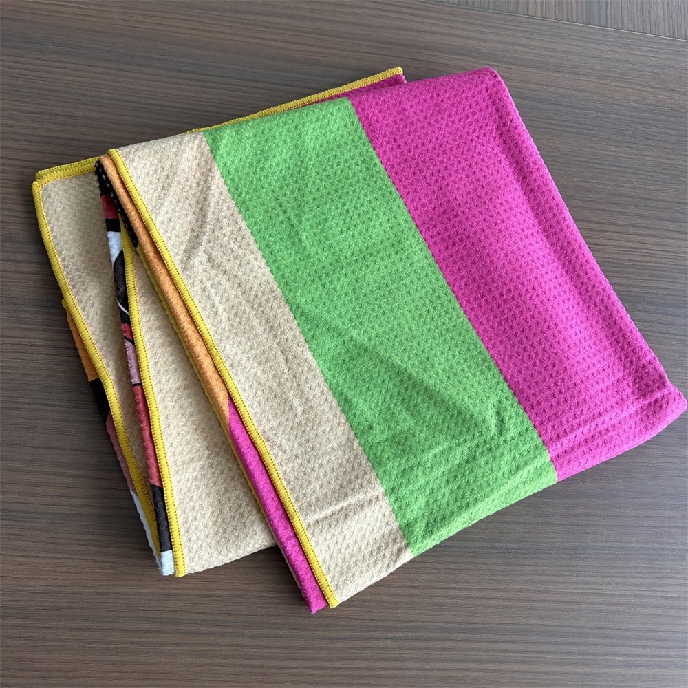 YJ-303 Beach Towel (Printed Design)
